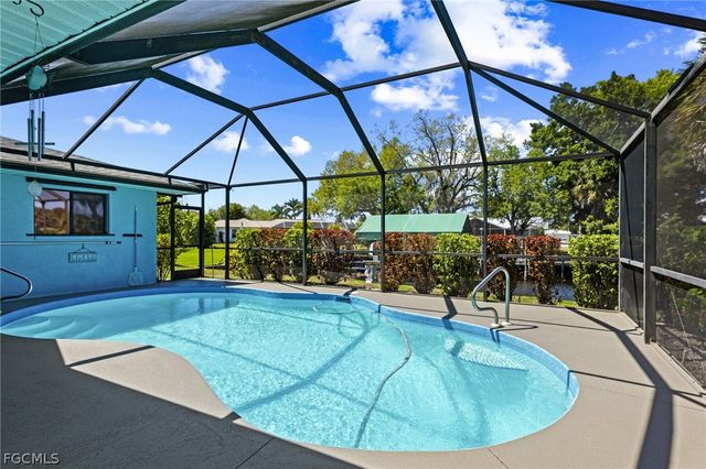 241 Connecticut AVE, Fort Myers, FL 33905