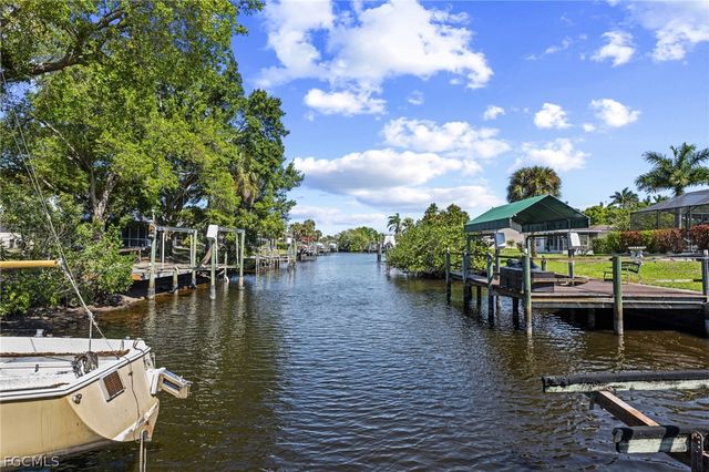 241 Connecticut AVE, Fort Myers, FL 33905