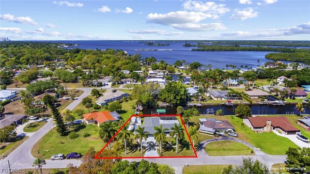 241 Connecticut AVE, Fort Myers, FL 33905