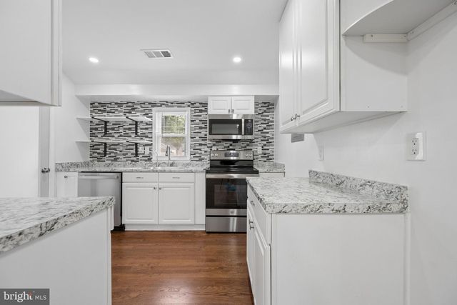 10401 MEREDITH AVE, Kensington, MD 20895