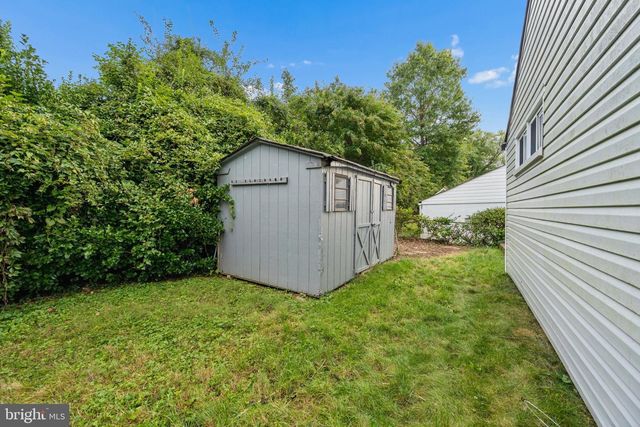 10401 MEREDITH AVE, Kensington, MD 20895