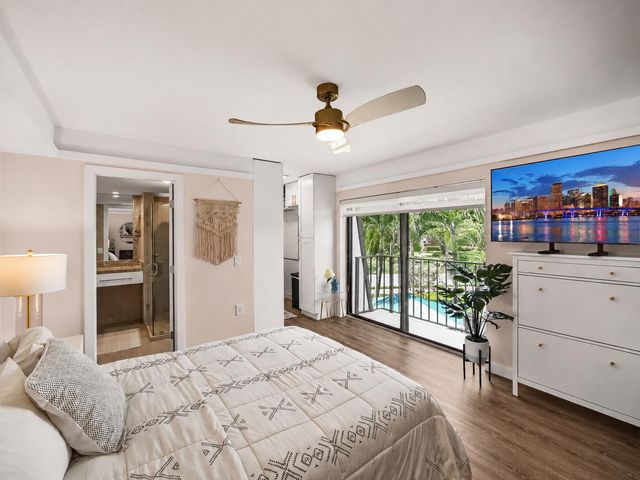 2004 20th Court, Jupiter, FL 33477