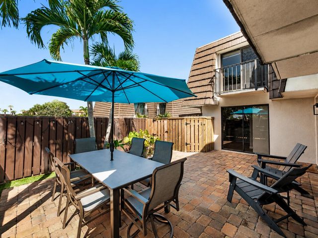 2004 20th Court, Jupiter, FL 33477
