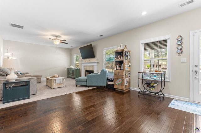5325 Felles Way, Forsyth, GA 31029