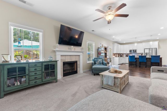 5325 Felles Way, Forsyth, GA 31029