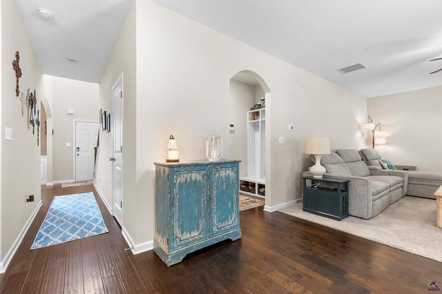 5325 Felles Way, Forsyth, GA 31029