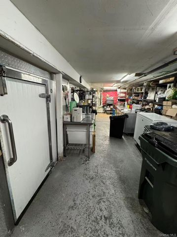 988 Manhattan Avenue, Brooklyn, NY 11222