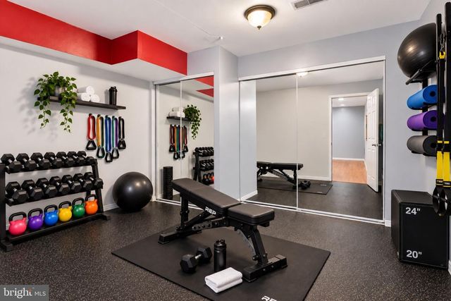9109 HELMSLEY DR, Clinton, MD 20735
