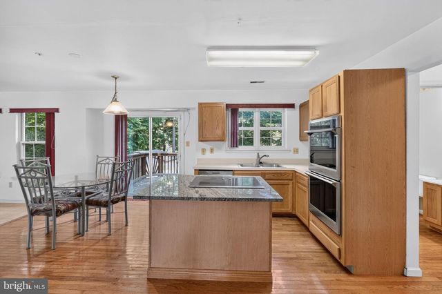 9109 HELMSLEY DR, Clinton, MD 20735