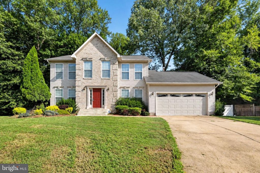 9109 HELMSLEY DR, Clinton, MD 20735
