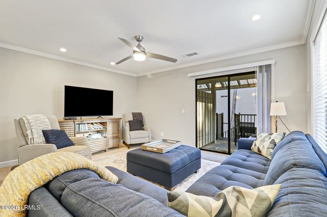 36 Deallyon Ave Apt 72, Hilton Head Island, SC 29928