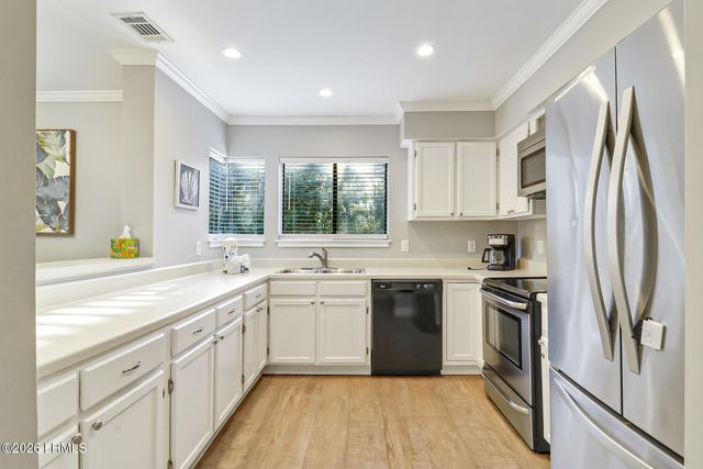 36 Deallyon Ave Apt 72, Hilton Head Island, SC 29928