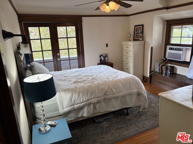 2750 Raymond Avenue, Los Angeles, CA 90007
