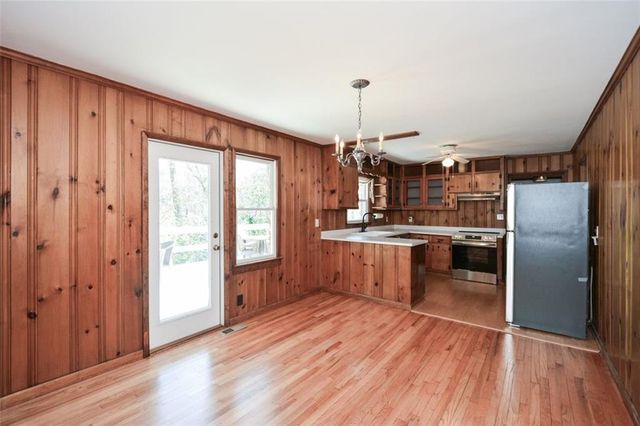 18 Old Farm Road, Marietta, GA 30068