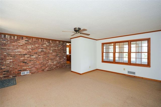 18 Old Farm Road, Marietta, GA 30068