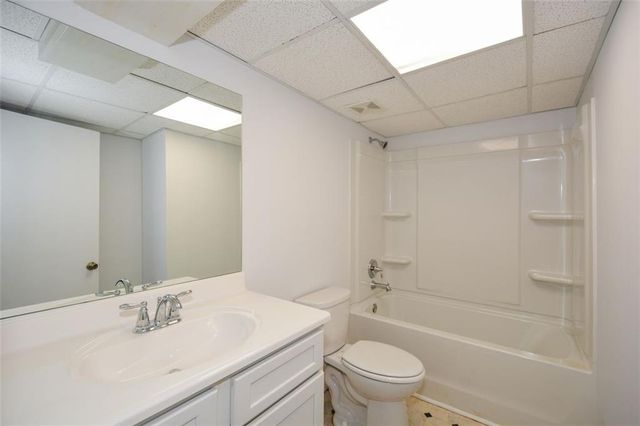 18 Old Farm Road, Marietta, GA 30068