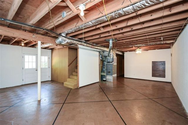 18 Old Farm Road, Marietta, GA 30068