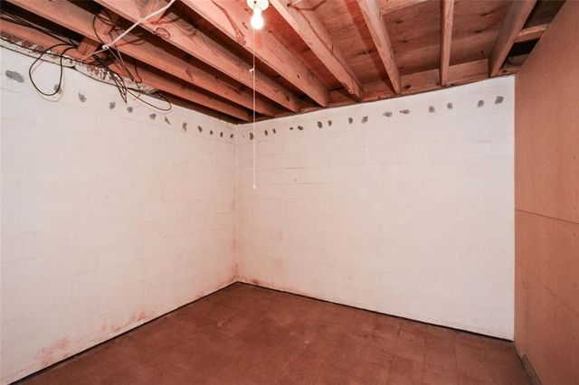 18 Old Farm Road, Marietta, GA 30068