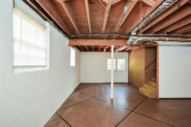 18 Old Farm Road, Marietta, GA 30068