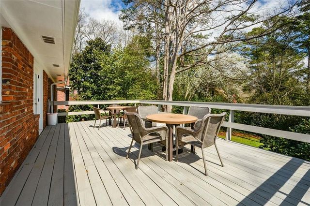 18 Old Farm Road, Marietta, GA 30068