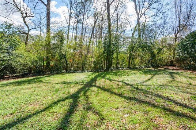 18 Old Farm Road, Marietta, GA 30068