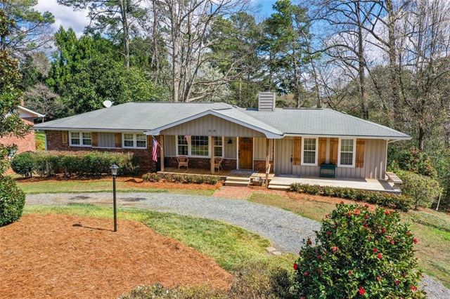 18 Old Farm Road, Marietta, GA 30068