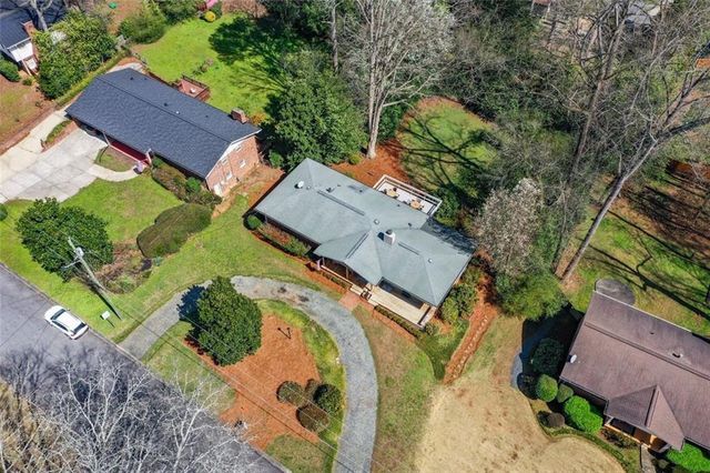 18 Old Farm Road, Marietta, GA 30068