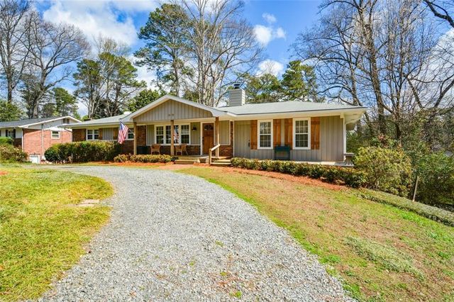 18 Old Farm Road, Marietta, GA 30068