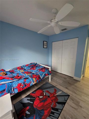 1885 SE 13th St, Homestead, FL 33035