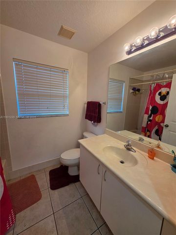 1885 SE 13th St, Homestead, FL 33035