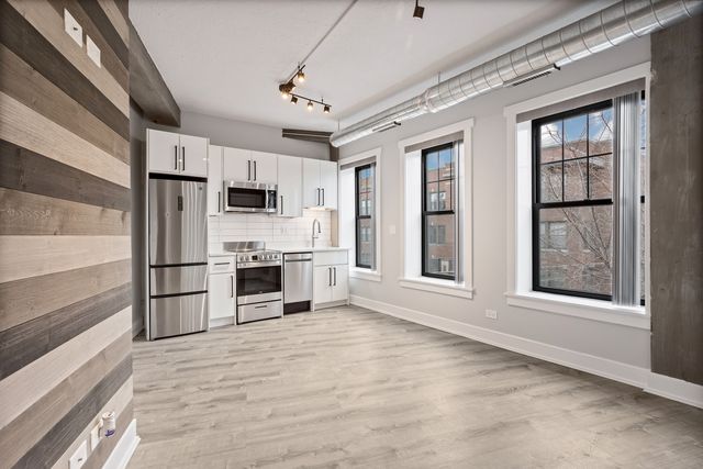 7645 N SHERIDAN Road 208, Chicago, IL 60626