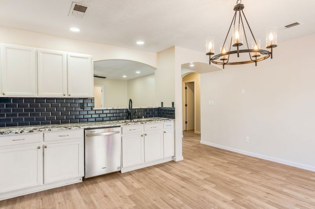 7419 Cripple Creek Road, Albuquerque, NM 87114