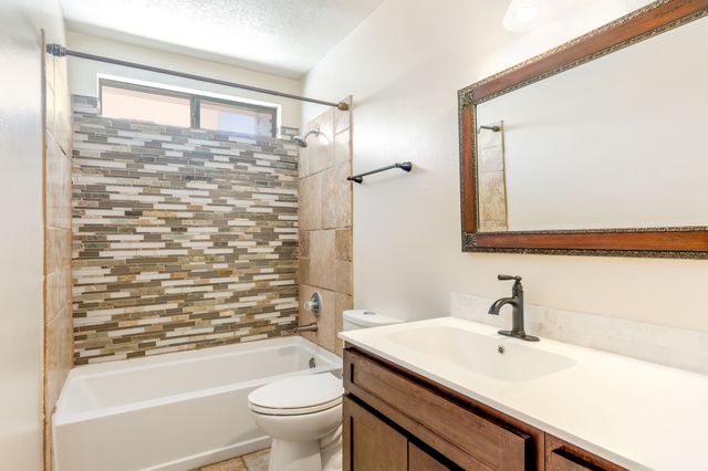 7419 Cripple Creek Road, Albuquerque, NM 87114