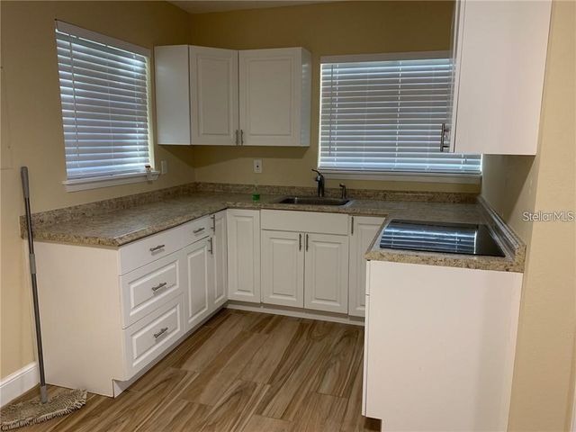 3090 SUNSET POINT ROAD, Clearwater, FL 33759