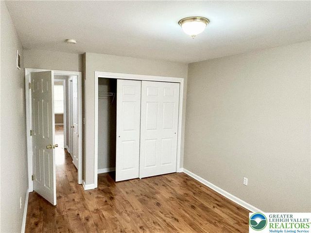 5517 TANGLEWOOD Lane, Lower Macungie Twp, PA 18106