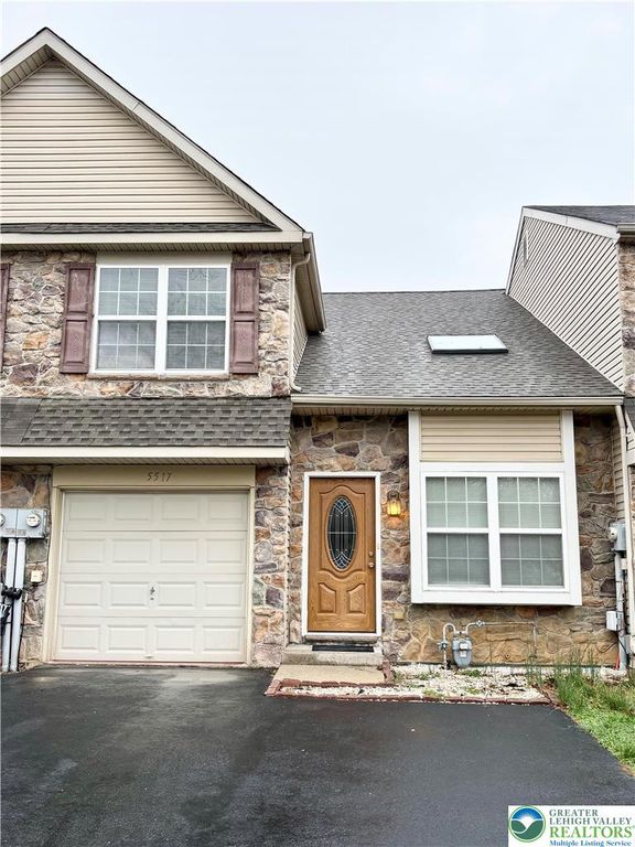5517 TANGLEWOOD Lane, Lower Macungie Twp, PA 18106
