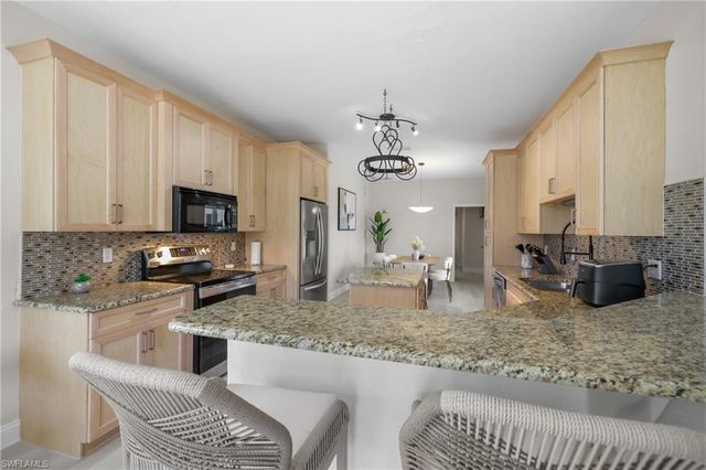 2250 SW 20th AVE, Cape Coral, FL 33991