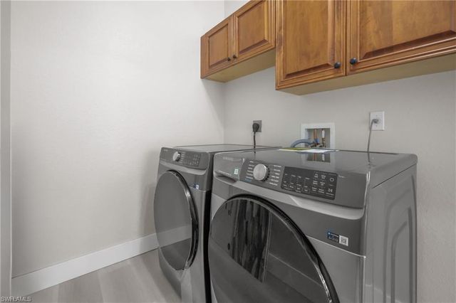 2250 SW 20th AVE, Cape Coral, FL 33991