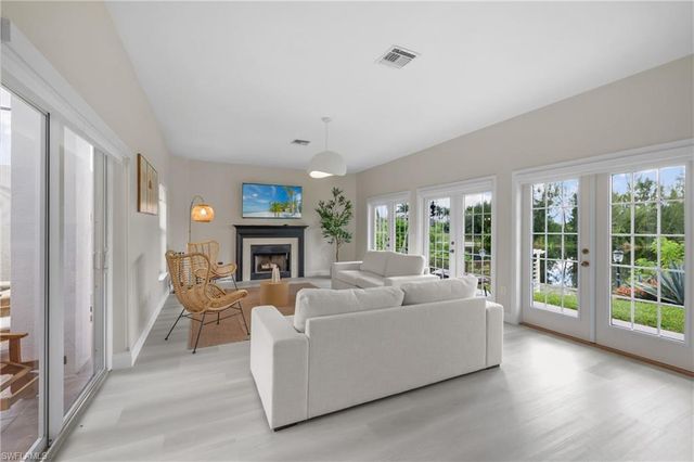 2250 SW 20th AVE, Cape Coral, FL 33991