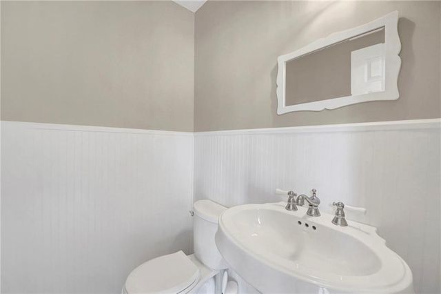 1261 Martin Nash Road SW, Lilburn, GA 30047