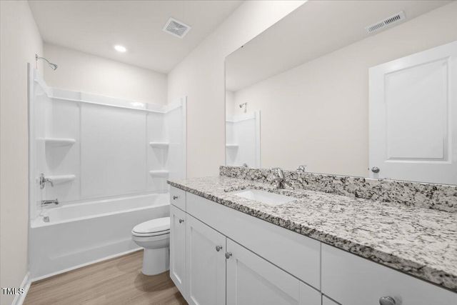 2146 Willow Glen Drive, Graham, NC 27253