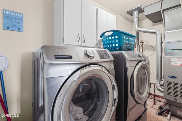 2018 Bonnie Doone Drive, Oregon, OH 43616