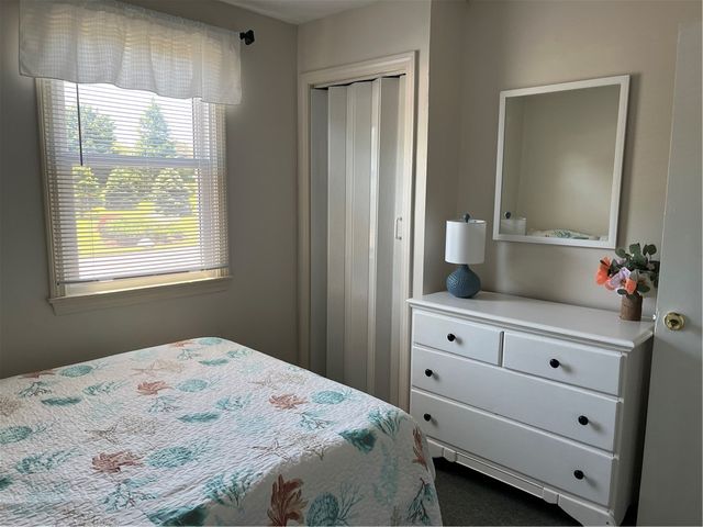 101 Sakonnet Boulevard, Narragansett, RI 02882