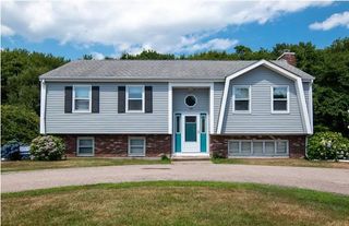 101 Sakonnet Boulevard, Narragansett, RI 02882