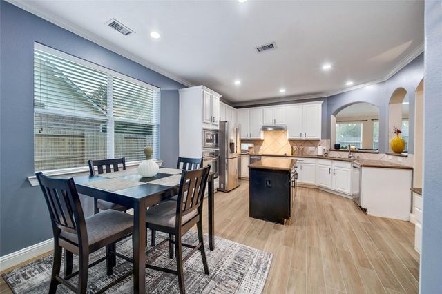 14427 Brighton Trace Lane, Houston, TX 77044