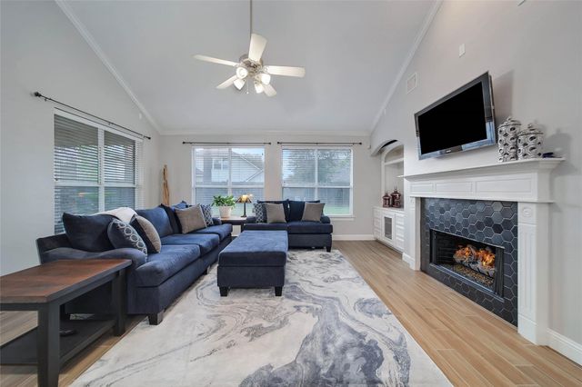 14427 Brighton Trace Lane, Houston, TX 77044