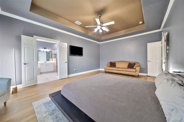 14427 Brighton Trace Lane, Houston, TX 77044