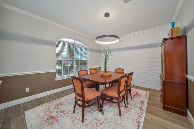 14427 Brighton Trace Lane, Houston, TX 77044