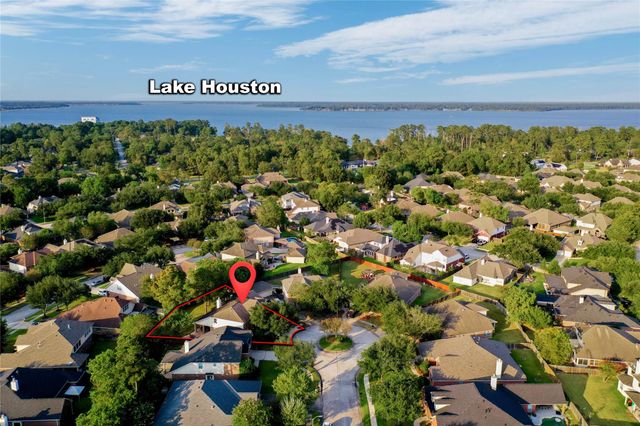 14427 Brighton Trace Lane, Houston, TX 77044
