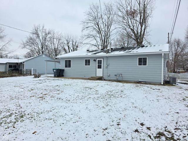 48 Eastridge Drive, Greenwood, IN 46143